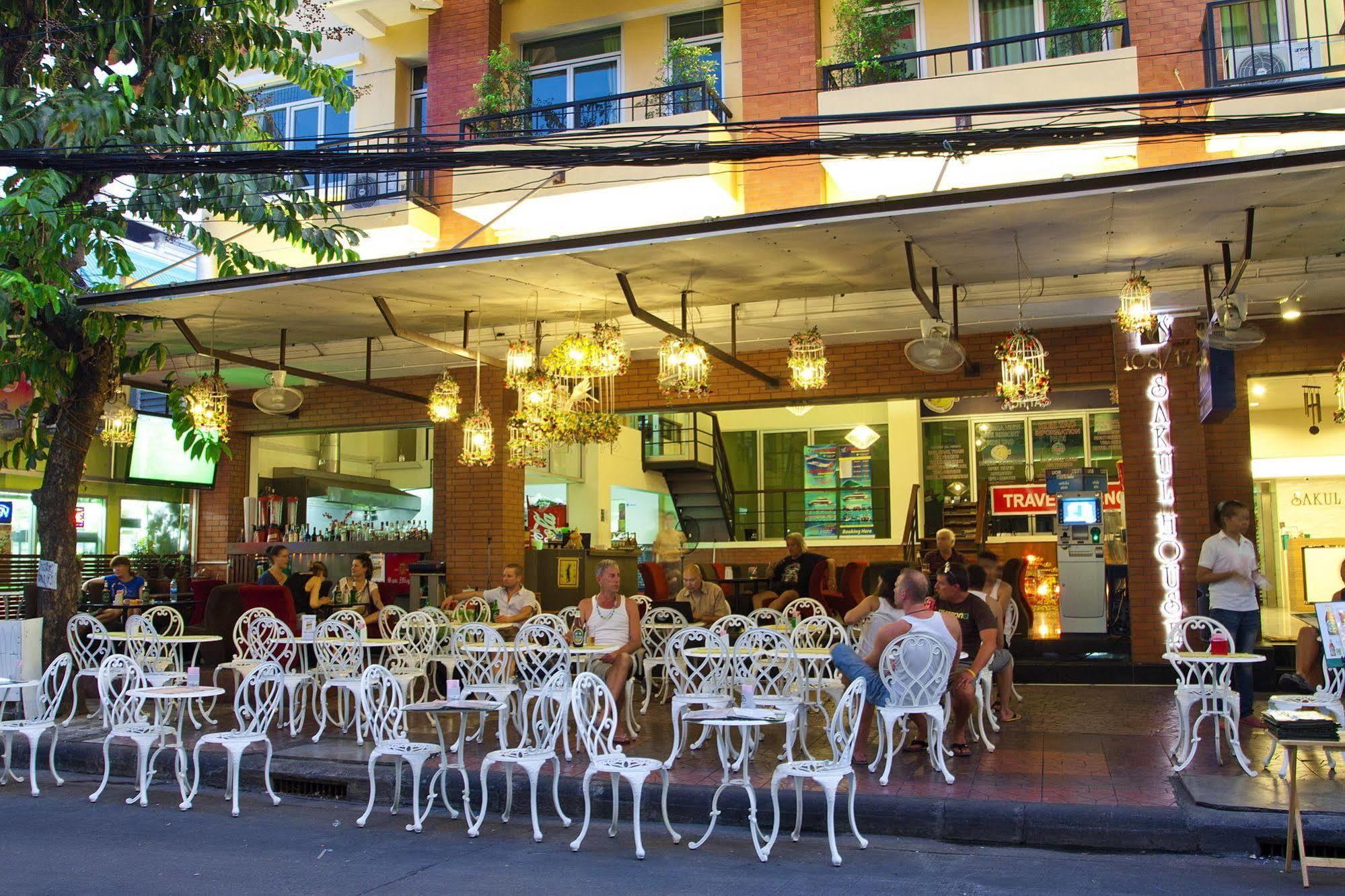 Sakul House Hostel Bangkok Exterior photo