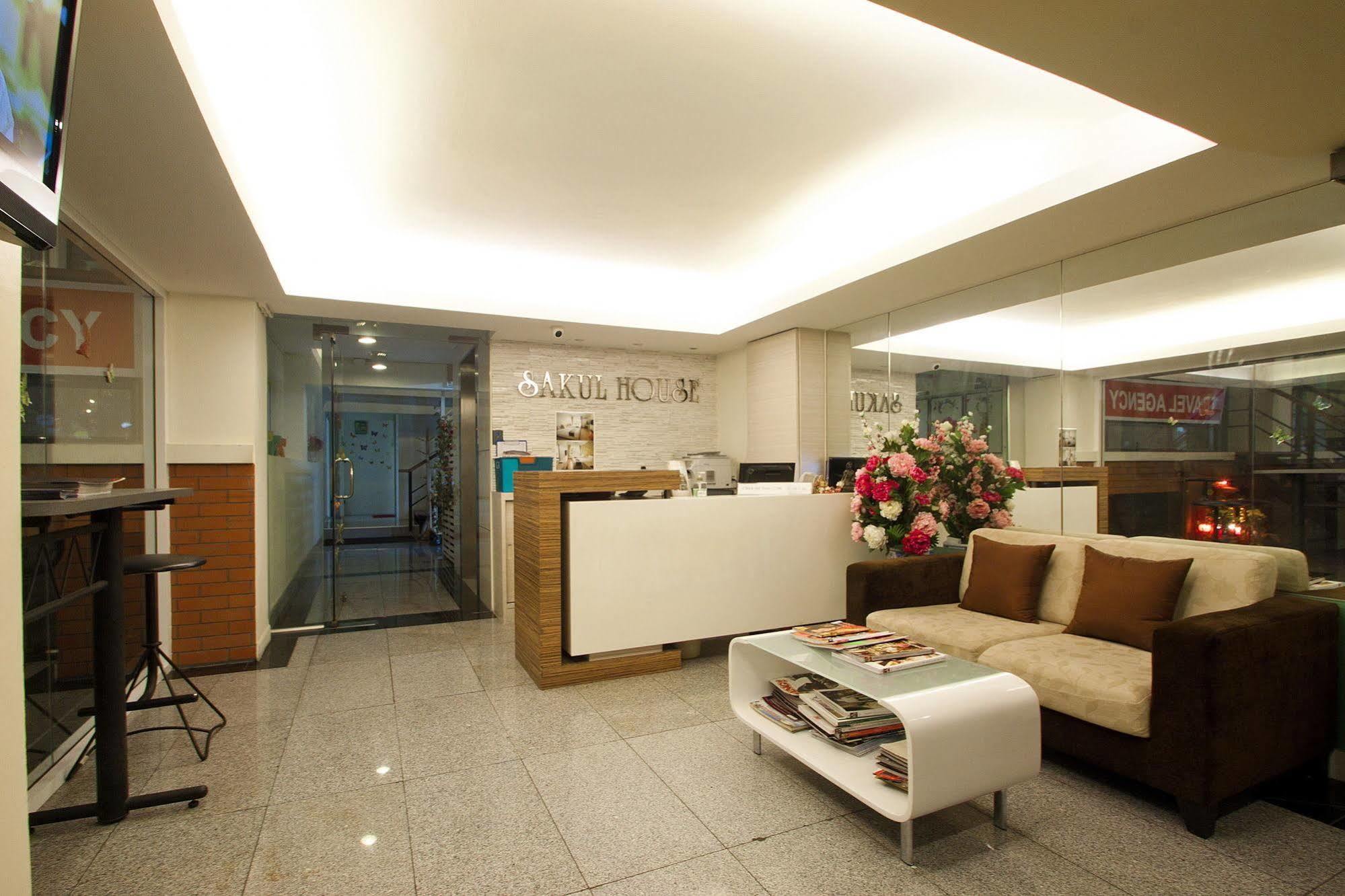 Sakul House Hostel Bangkok Exterior photo